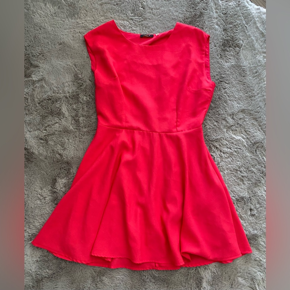 Dex women’s dress A line w back details Size Large (12) lined